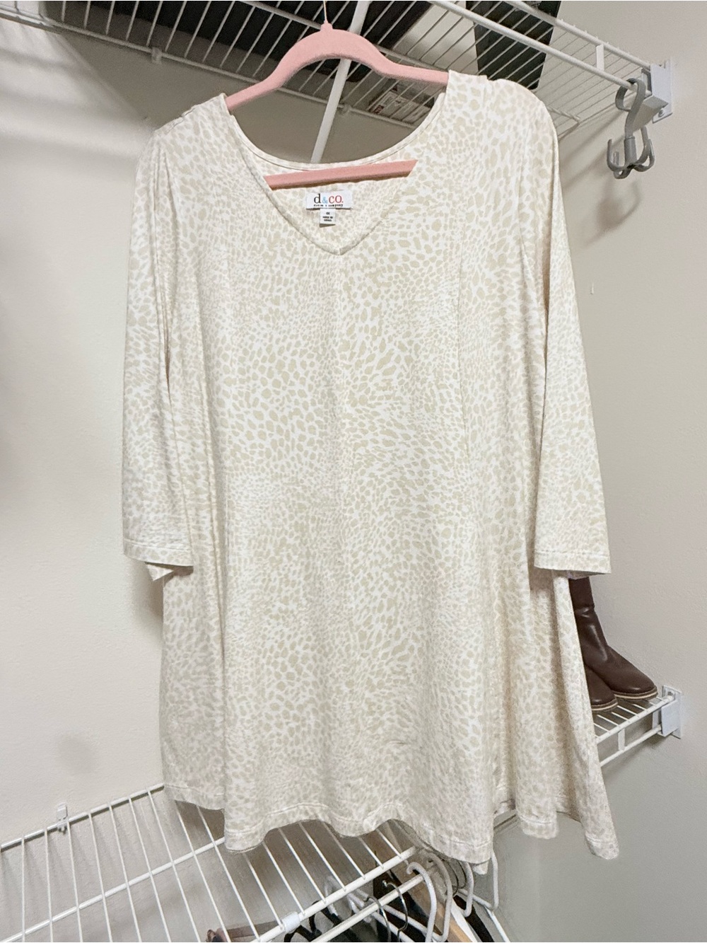 d&Co Cream Leopard-Print V-Neck Long Sleeve Dress